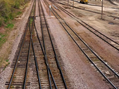 vertical shot railraods sunlight daytime