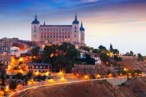 vista de la manana del alcazar de toledo