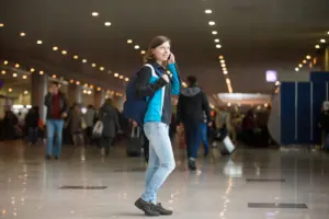 girl phone airport