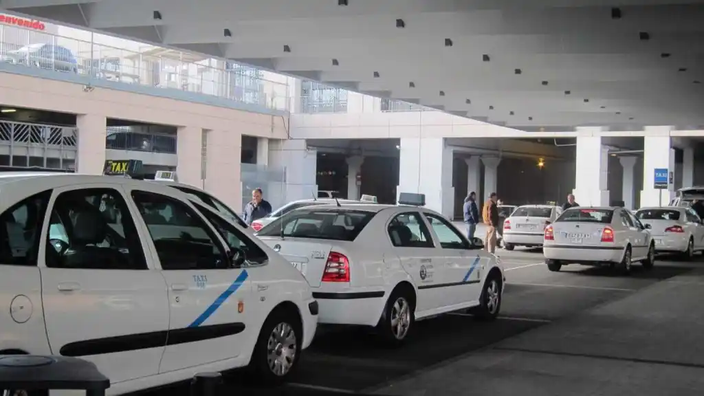 taxi malaga aeropuerto.jpg
