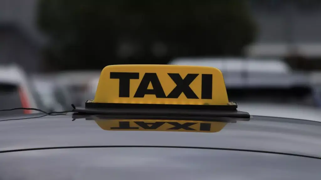 taxi malaga.jpg