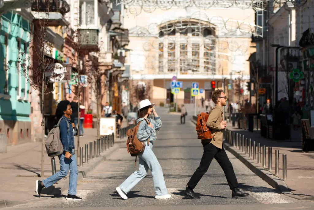 full shot people traveling together