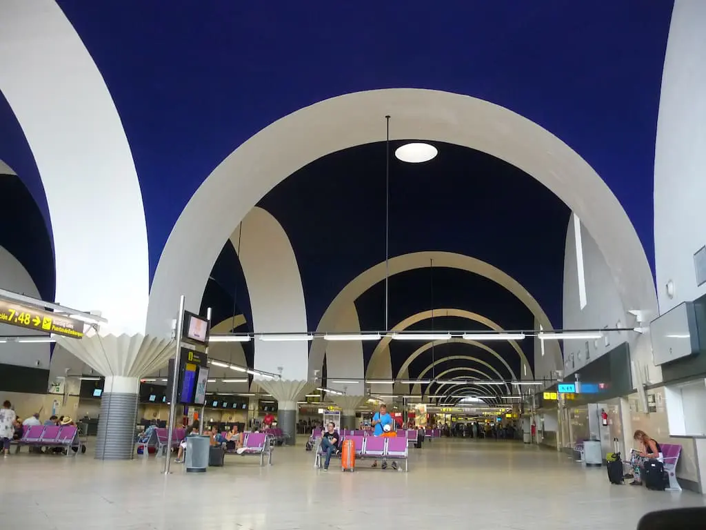 aeropuerto sevilla