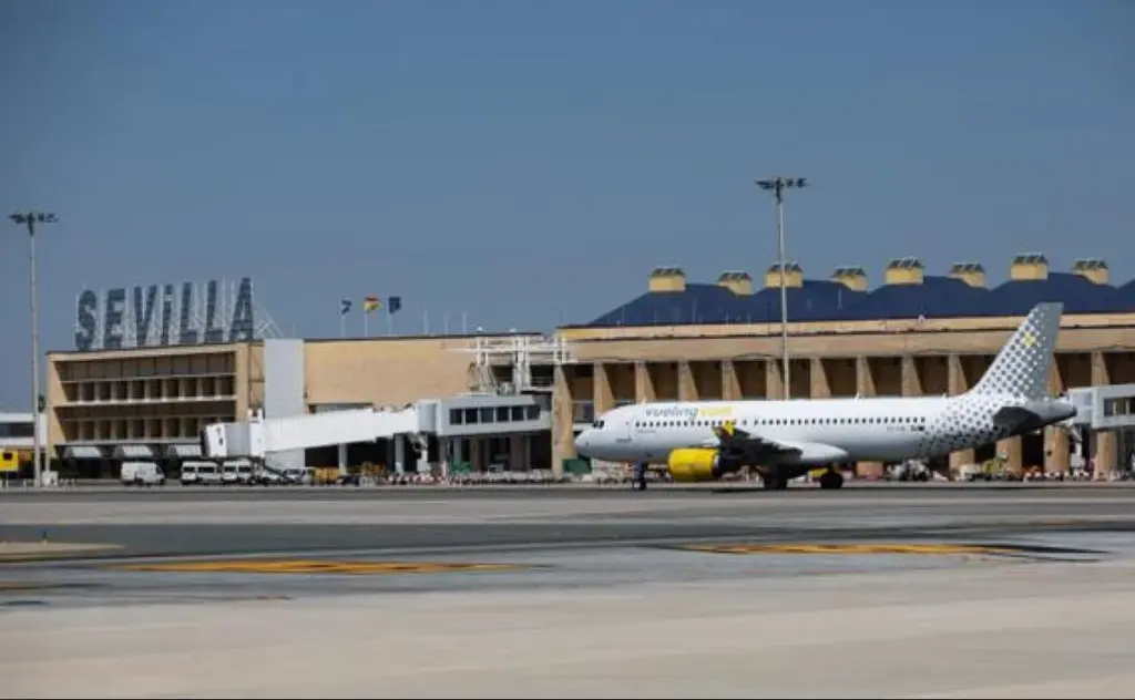 aeropuerto sevilla kxoE UtF x@Diario Sur